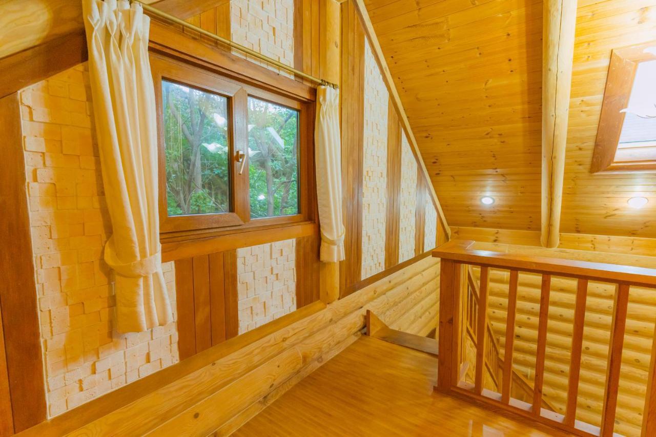Jungmun Log Pension & Resort Σεογκουίπο Εξωτερικό φωτογραφία