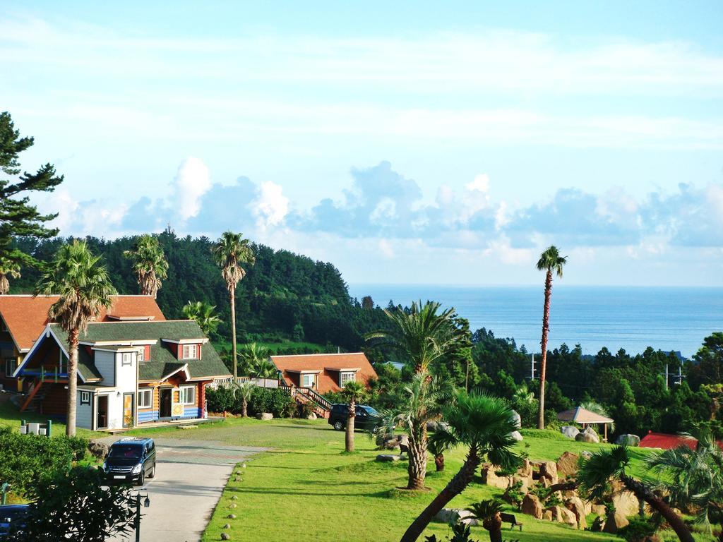 Jungmun Log Pension & Resort Σεογκουίπο Εξωτερικό φωτογραφία